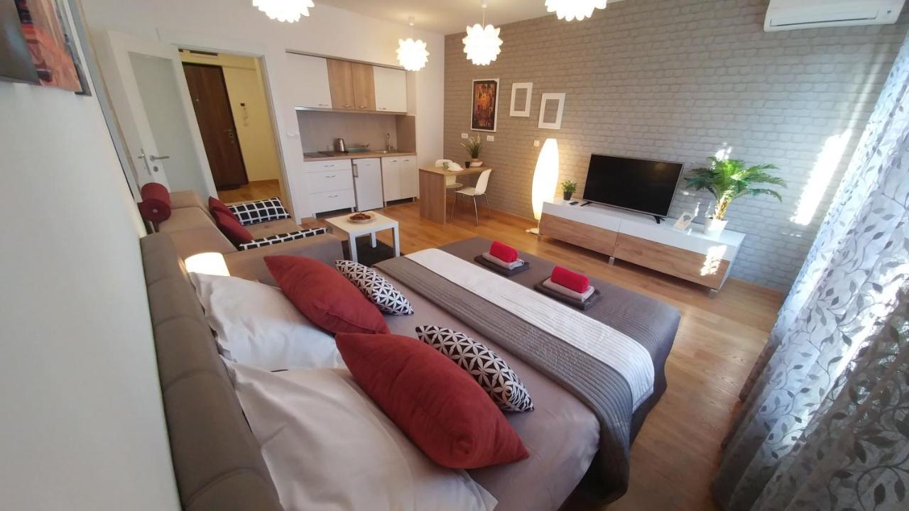 Apartments Delta A Blok - Savada Beograd Bagian luar foto